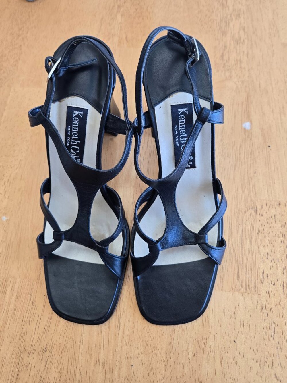 Kenneth Cole - Black Leather Sandals/Heels, size 10